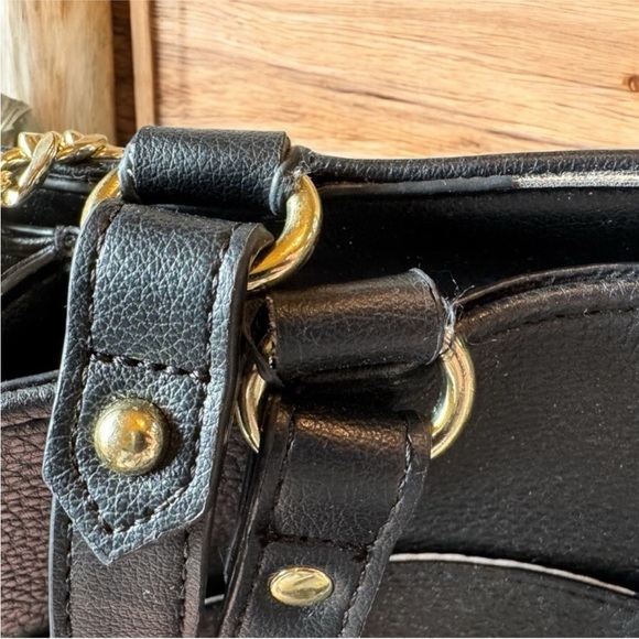 JUICY COUTURE Edgy Black Handbag Shoulder Bag Crossbody with Gold Chain Details - Picture 10 of 16